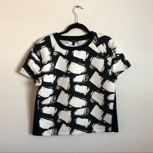 Structured black and white top